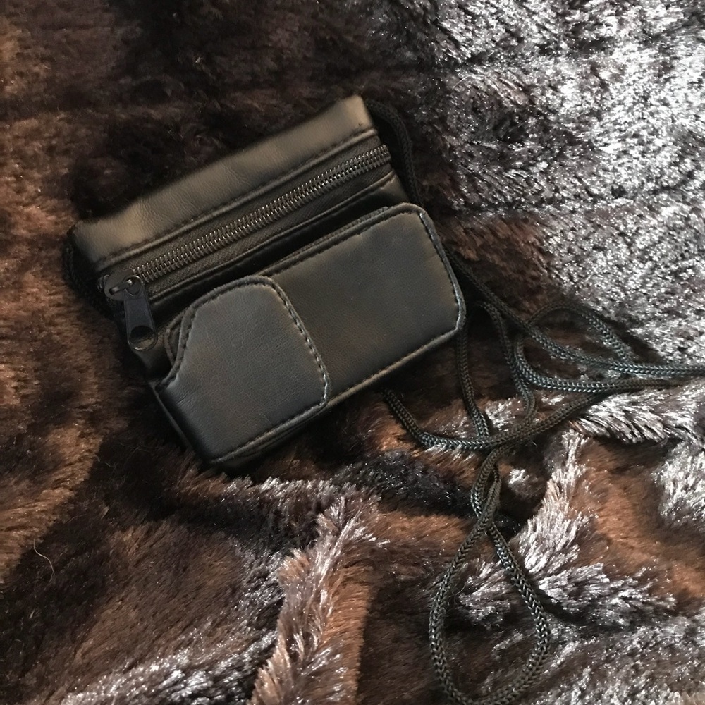 Cute crossbody bag.